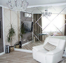 Зеркальная